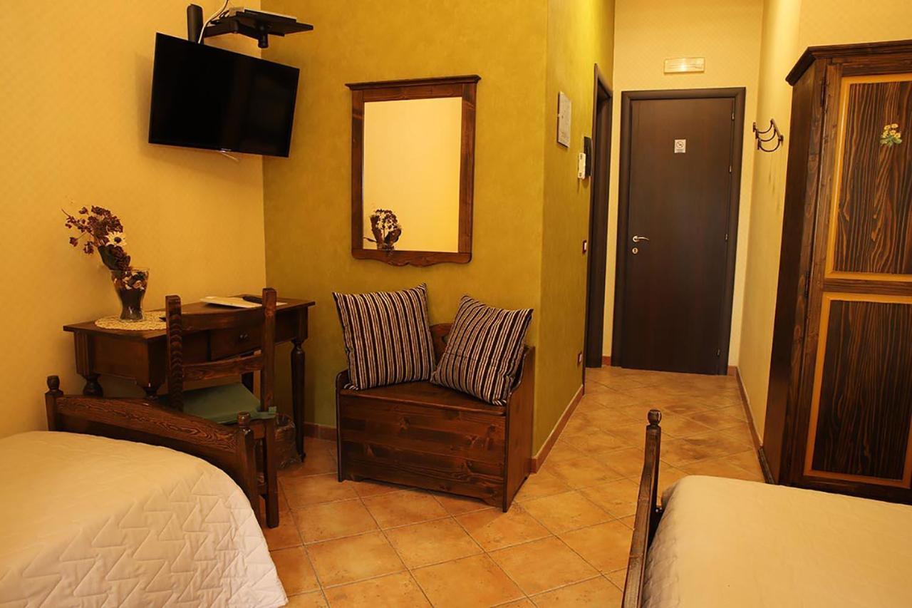 Hotel Alle Pendici Николози Экстерьер фото