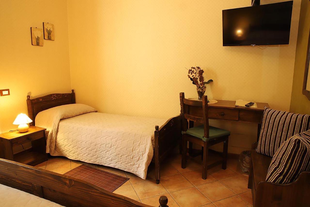 Hotel Alle Pendici Николози Экстерьер фото